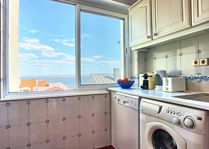 דירה Centre Avec Vue Incroyable Sur La Mer ליסבון