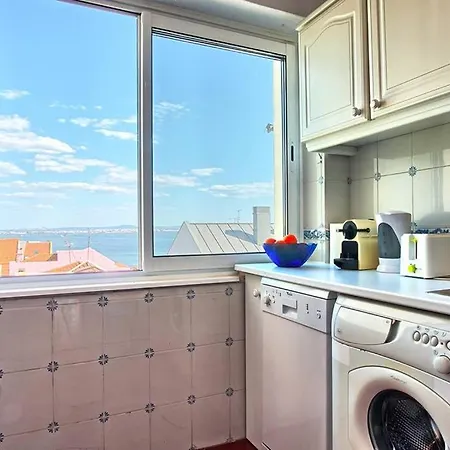 Апартаменты Centre Avec Vue Incroyable Sur La Mer Лиссабон