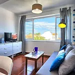 Centre Avec Vue Incroyable Sur La Mer Апартаменты *